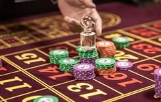 Roobet خوش آمدید بونس +600% پیشکش موبائل ایپ کے پروموشن سیکشن میں دکھائی دیتی ہے۔
